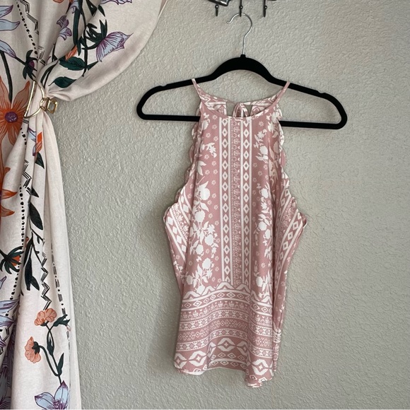 Pink & White Scalloped High Neck Tank with Floral and Geometric Details Size M - Picture 4 of 7